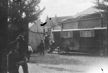 832042 Afbeelding van de kermis op het Vredenburg te Utrecht.